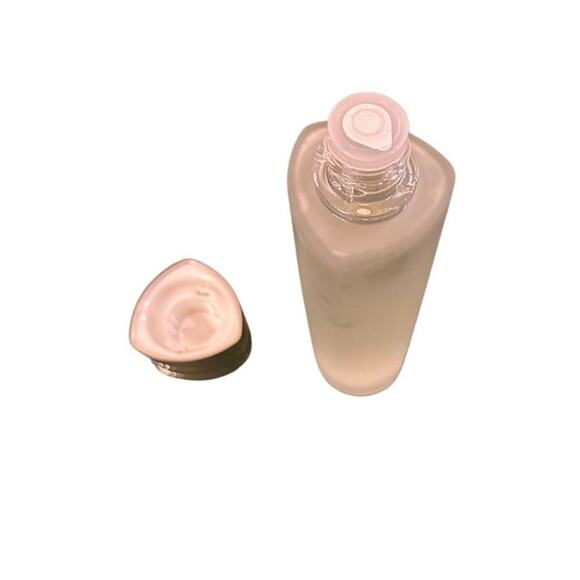 Estée Lauder Micro Essence: Skin Activating Treatment Lotion - Picture 6 of 6